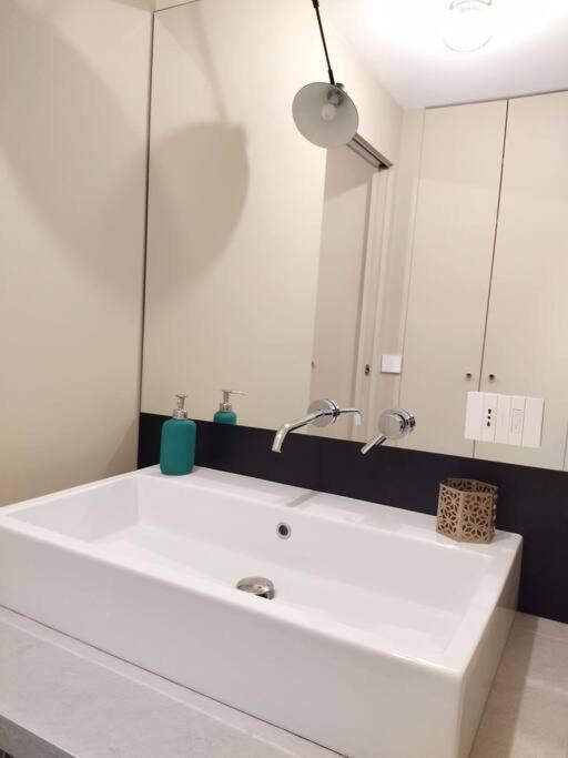 La Vetrina Sulla Citta Apartman Milánó Kültér fotó